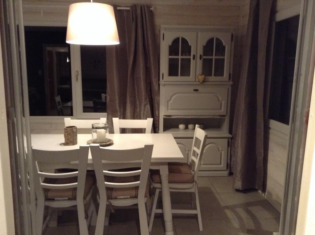 Le Chalet De Marguerite Francorchamps Rom bilde